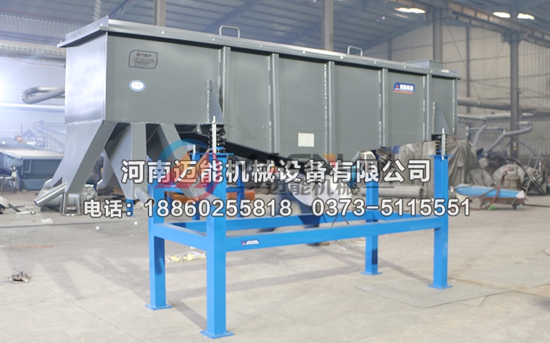 525-4层二氧化硅直线振动筛